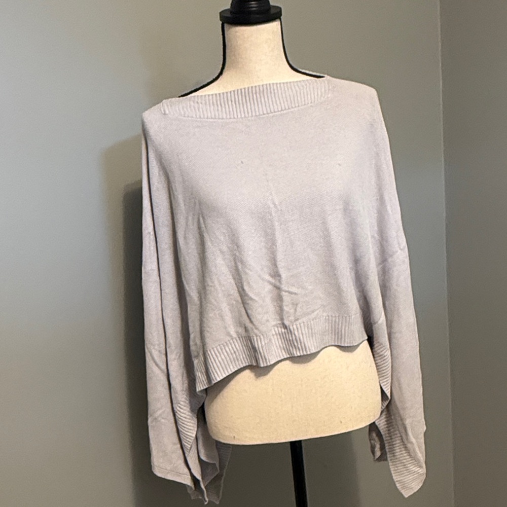 Lululemon Forward Flow Cape